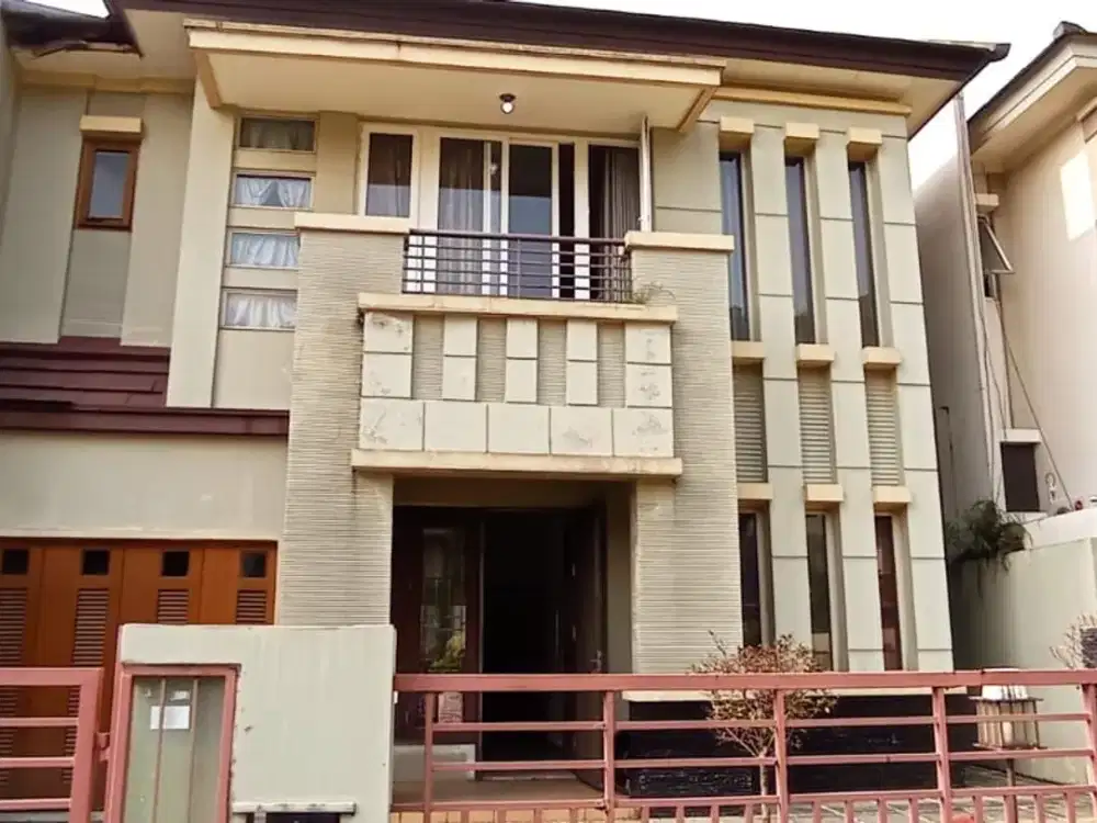 Rumah di De-Latinos, BSD. Serpong Tangerang selatan