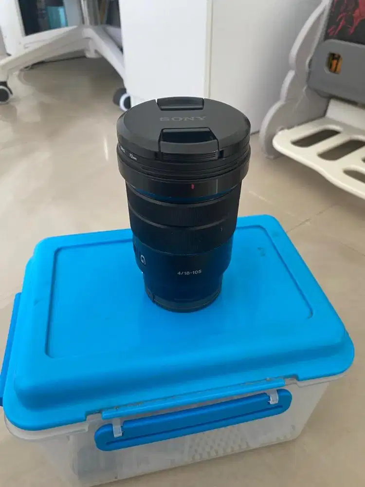 Lensa Sony E PZ 18-105mm F4 G OSS
