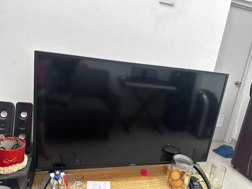 Dijual: Sharp LED TV 42″ – Model 2T-C42EG11