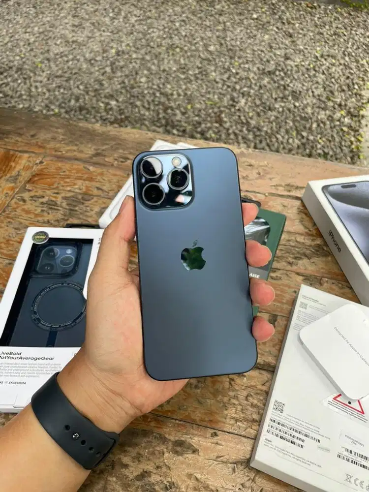 iPhone 15 Pro Max 512GB Blue Titanium Ex Garansi iBox