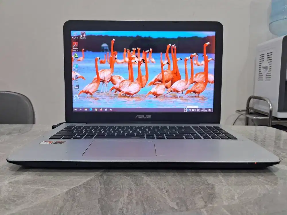 ASUS AMD A9 Gen 9 8GB 1TB Dual VGA Radeon R5 15.6in Mulus Garansi