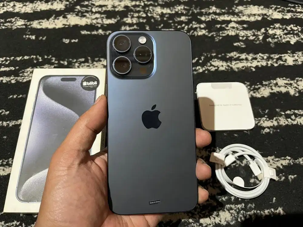 iPhone 15 Pro Max 256Gb Blue Titanium Ex iBox GDN Mulus Like New