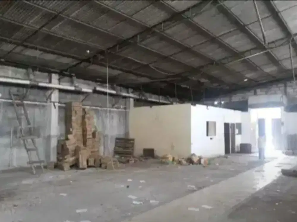 JUAL CEPAT GUDANG SETRATEGIS DI JALAN RAYA PENGGILINGAN CAKUNG