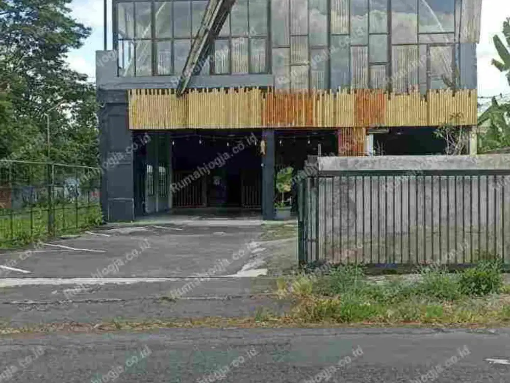 tanah sangat strategis umbulpermai jln Kaliurang KM 8