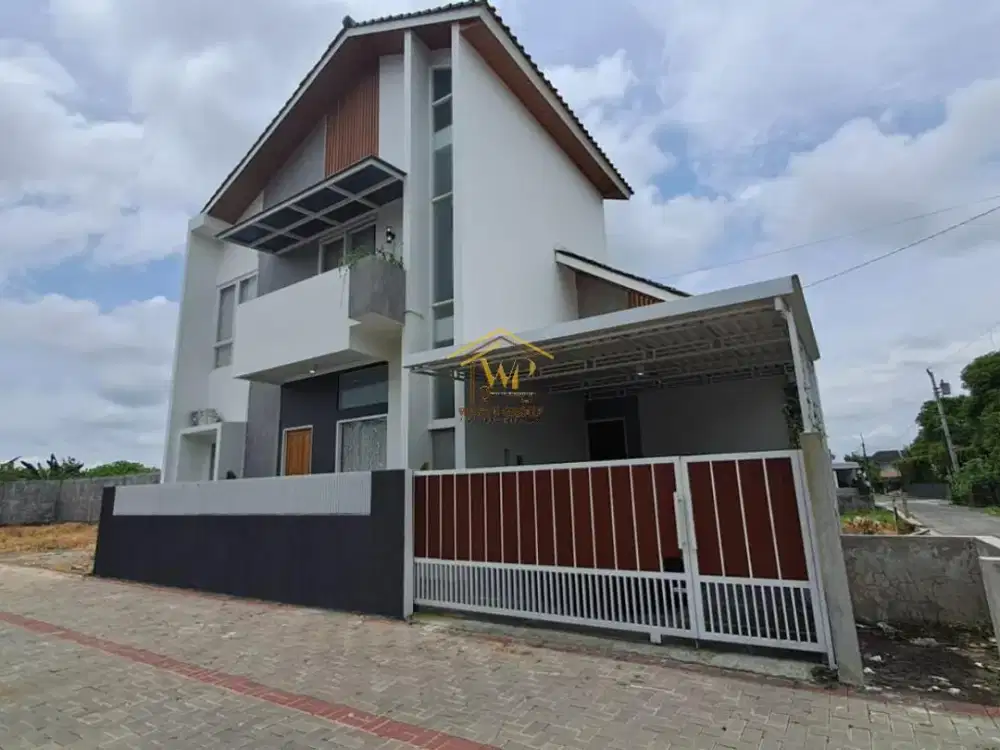 RUMAH 2 LANTAI DI JAMBON TEGALREJO DEKAT SEKOLAH KALAM KUDUS