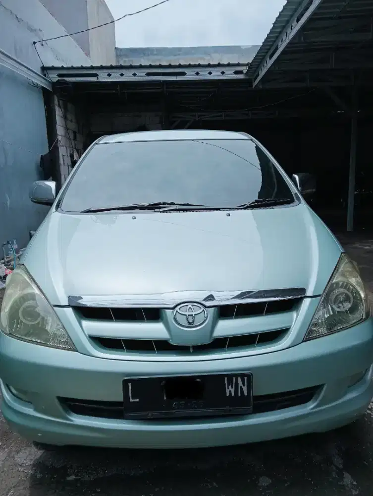 Di Jual Toyota Kijang Innova tahun 2005