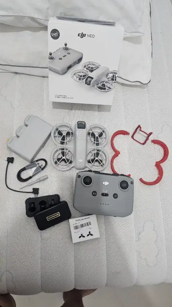 Drone DJI Neo Fly More Combo