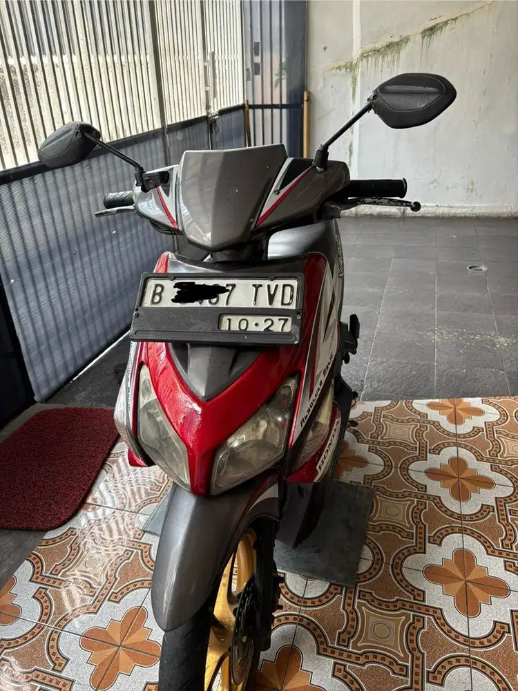 Dijual motor pemakaian orang tua pribadi