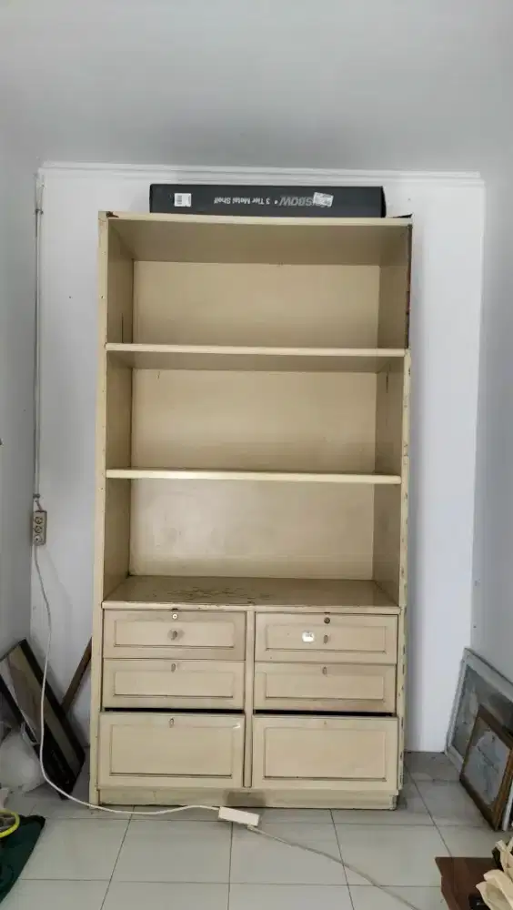 Rak Etalase Tinggi dan Kuat NEGO!