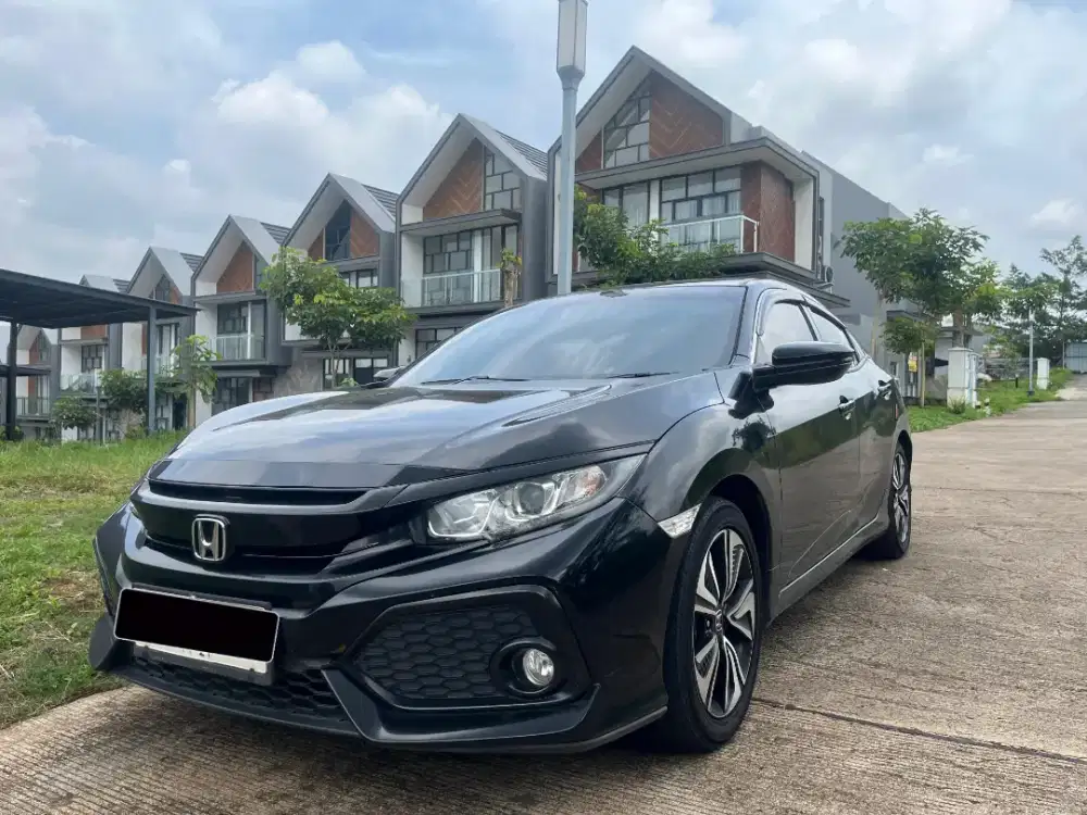 HONDA CIVIC S HATCHBACK 1.5 AT 2017 HITAM MUTIARA