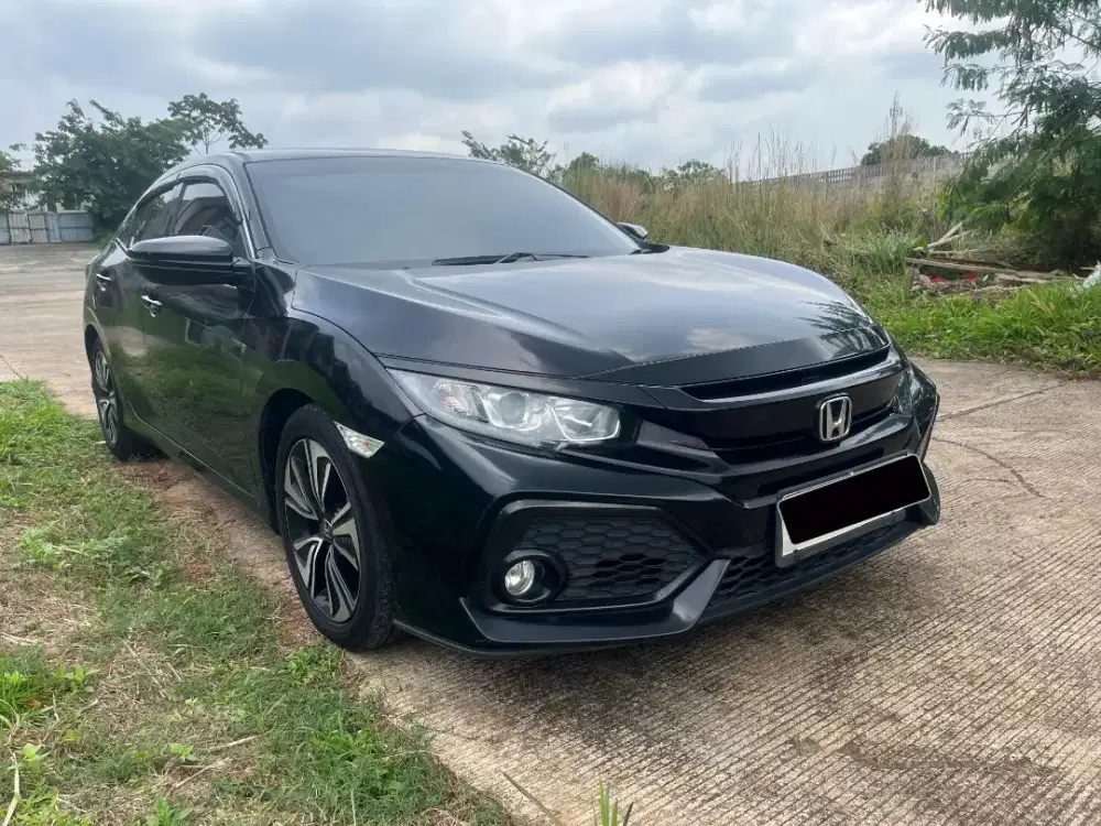 HONDA CIVIC S HATCHBACK 1.5 AT 2017 HITAM MUTIARA