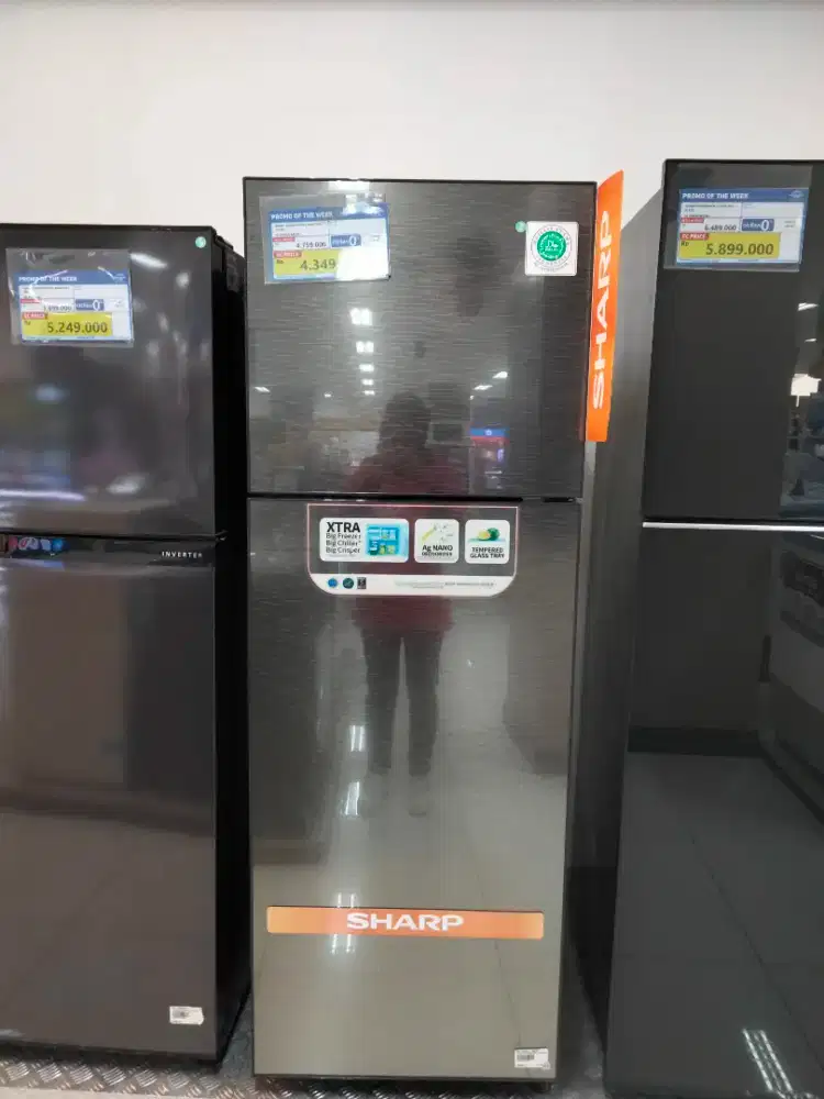 Kulkas SHARP 2 pintu