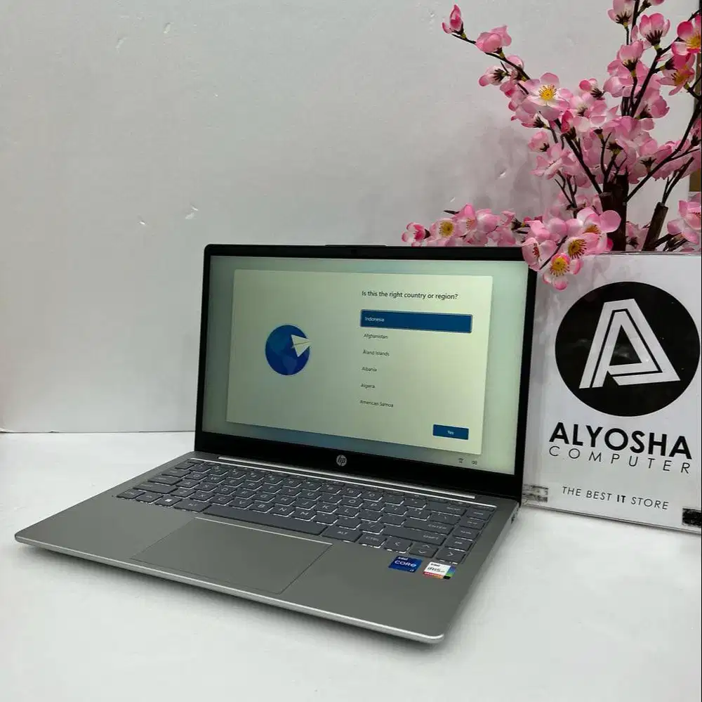 Laptop HP 14 ep0019TU Intel Core i7-1355U 16GB 512GB SSD