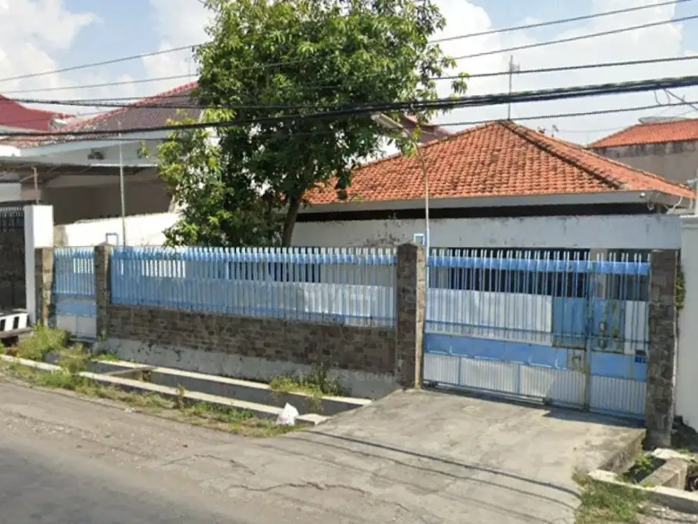 JUAL RUMAH KOMERSIAL RAYA DHARMAHUSADA UTARA LOKASI STRATEGIS RAMAI