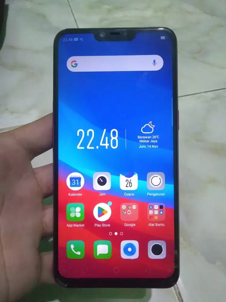 Oppo A3s retak tipis normal
