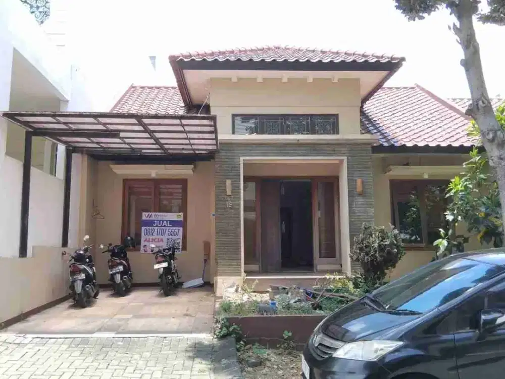 JUAL MURAH RUMAH SOUTH EMERALD CITRALAND SUDAH RENOV LUAS 180 HARGA 3M NEGO