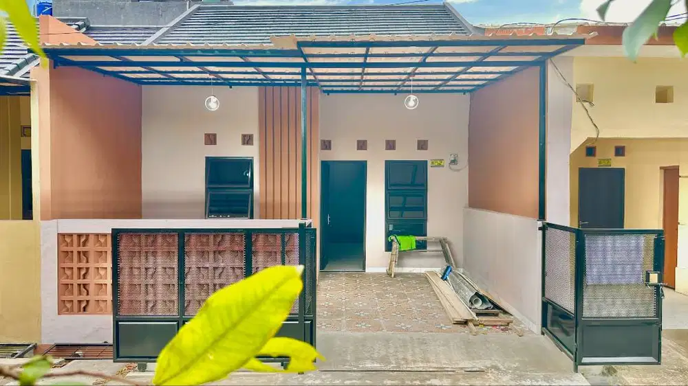 Rumah Dalam Perumahan Dekat Stasiun Cisauk Banyak Bonusnya