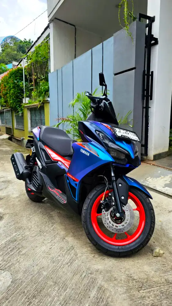 YAMAHA AEROX ALPHA CYBERCITY 2025