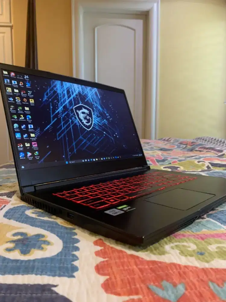 Laptop gaming MSI GF63 gtx 1650 Ti