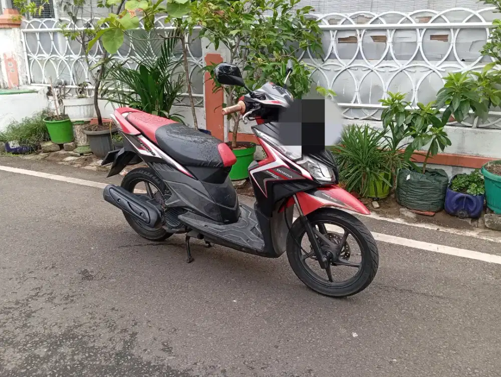 Di jual cepat Honda Vario 110 CBS 2012 BU. 6,4 juta nego