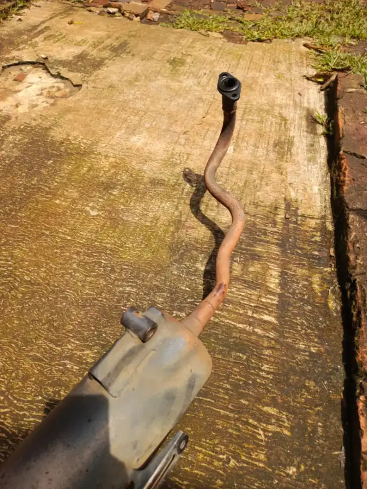 Knalpot standar Vario Kzr