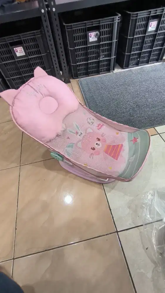 Tempat mandi anak balita bayi kasur tidur