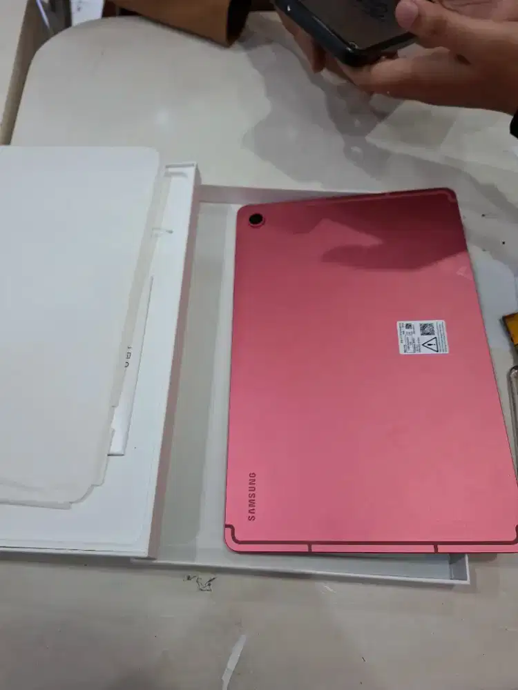 Samsbung galaxy Tab s10 lite Lte am 6+6