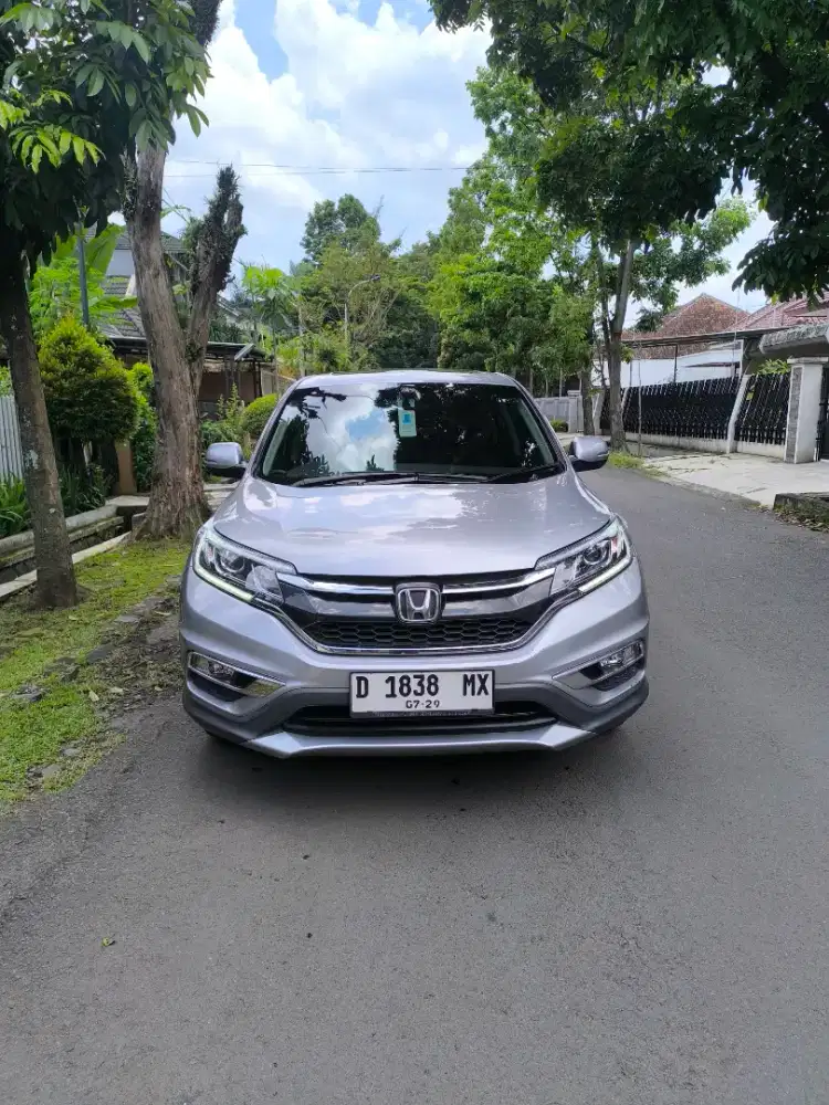 CR-V 2.4 RS at audio fender 2016 silver