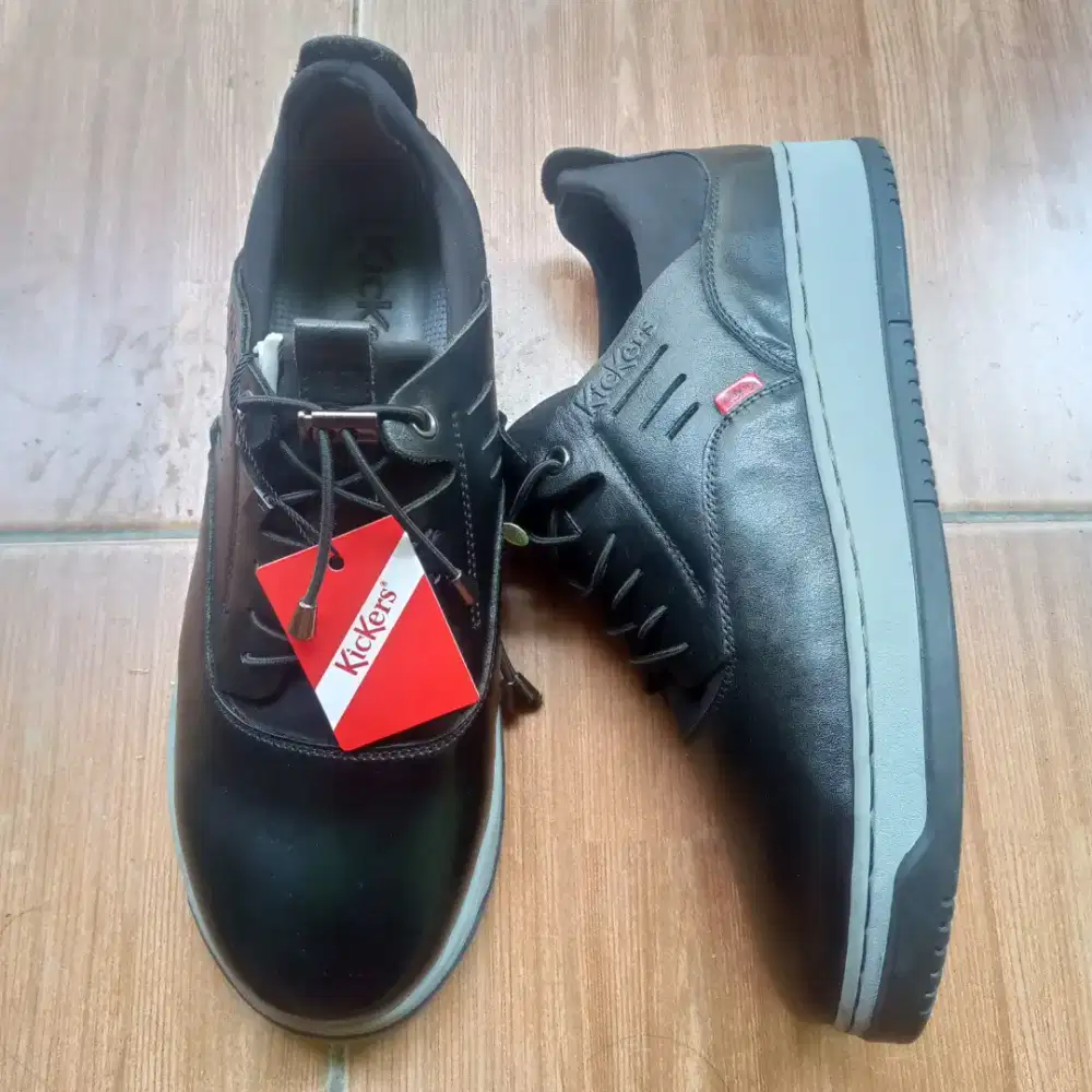 Sepatu Kickers originale