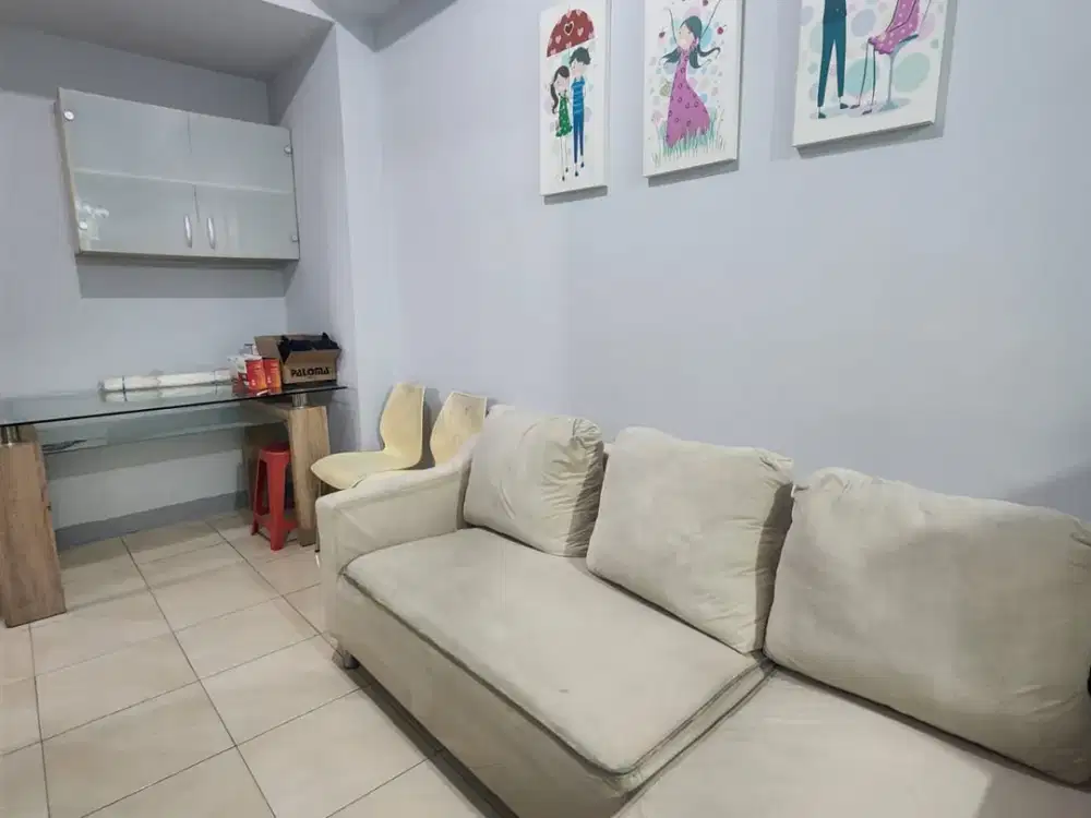 Disewakan 2BR Seasons City Hadap Kolam unit terawat