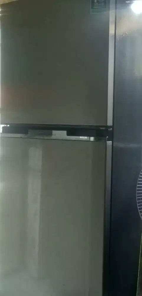 kulkas 2 pintu masih dingin