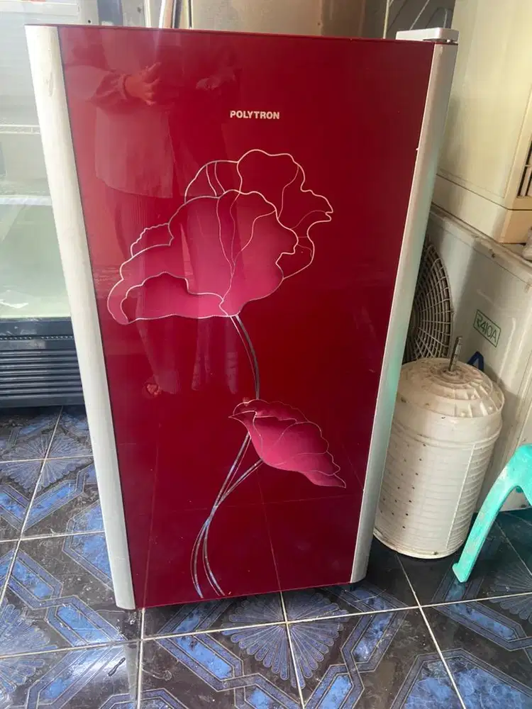 Jual kulkas polytron