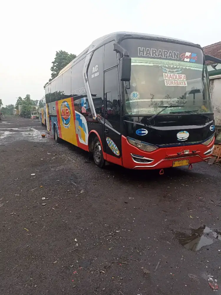 Bus mercy killer th 2004 bus istimewa