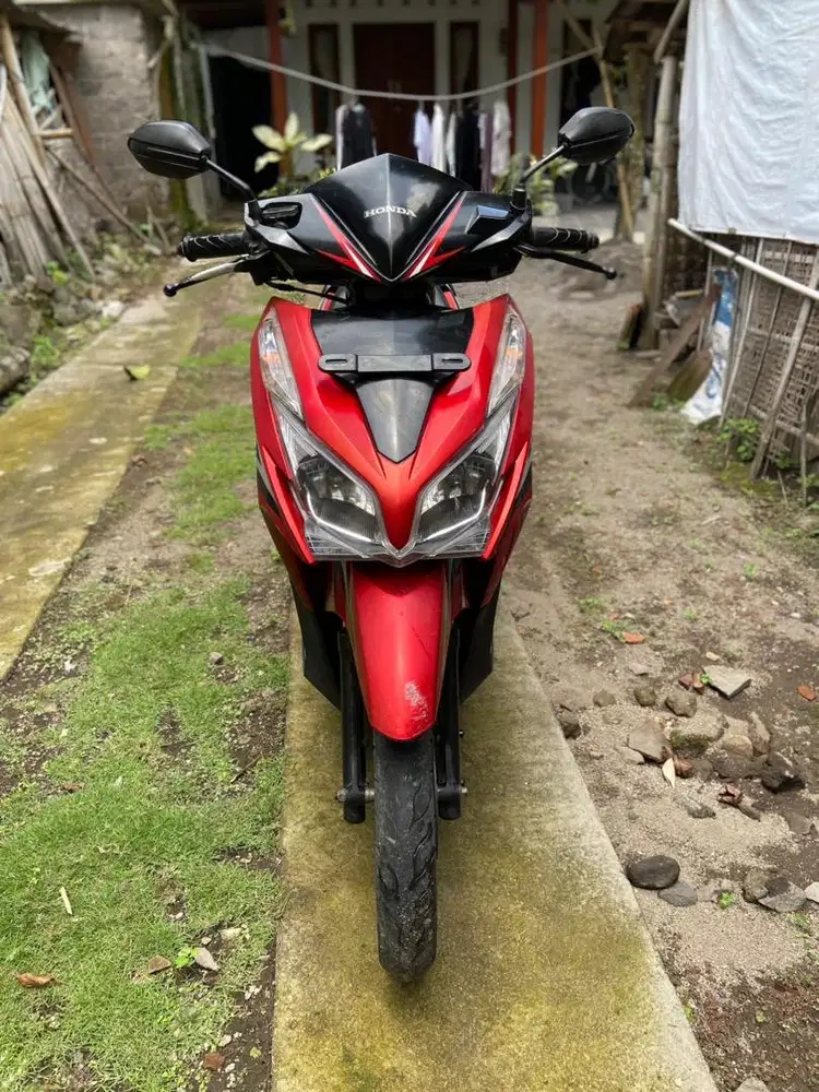 Vario 125 KZR tahun 2013 Plat B