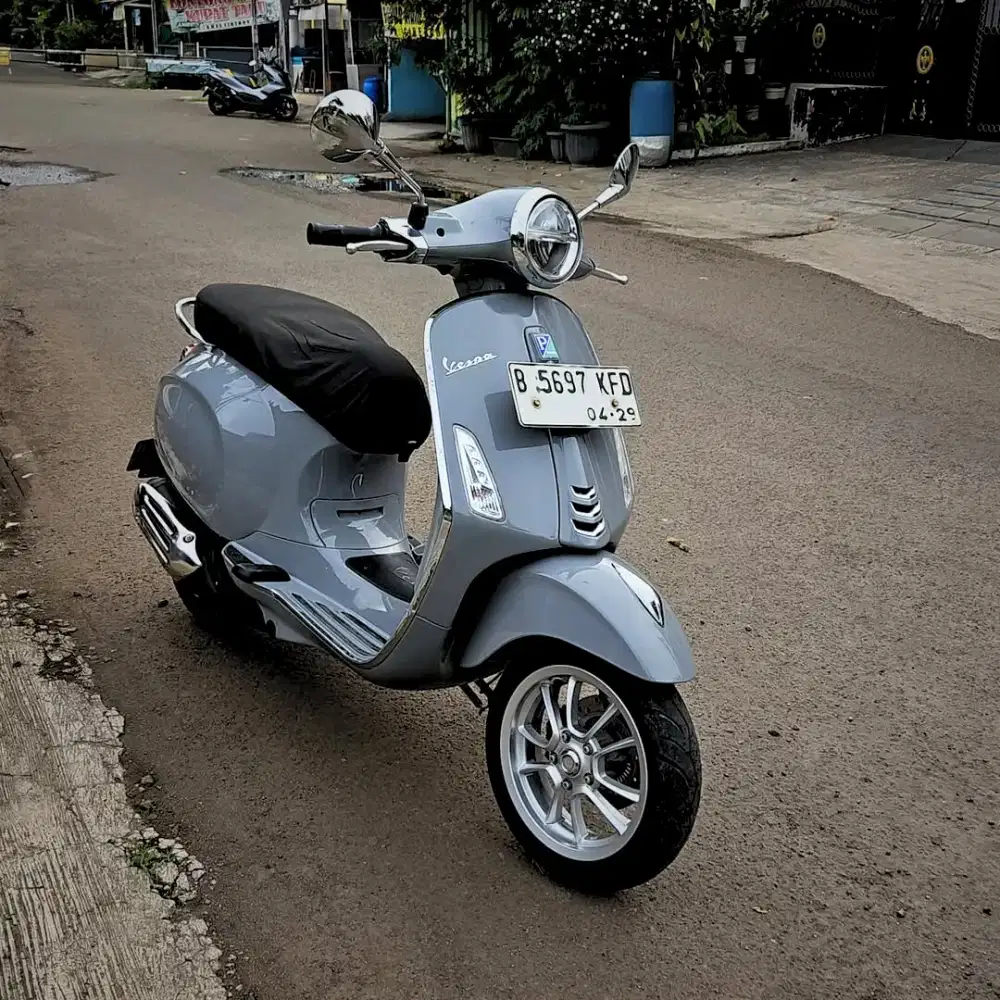 Vespa Primavera i-get 150