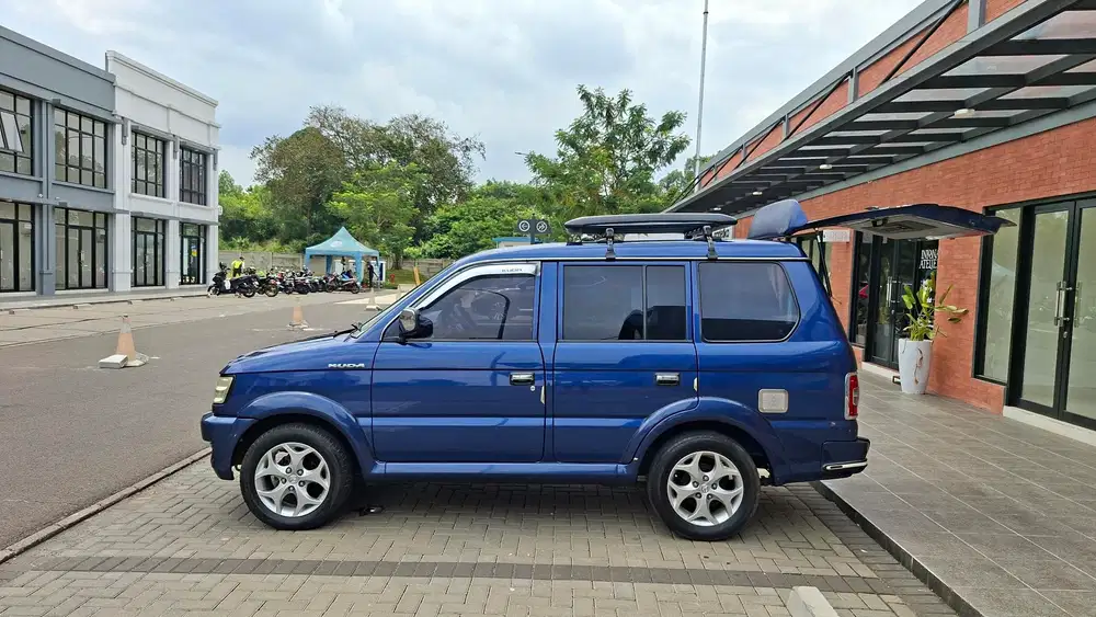 Mitsubishi Kuda 2002 Bensin