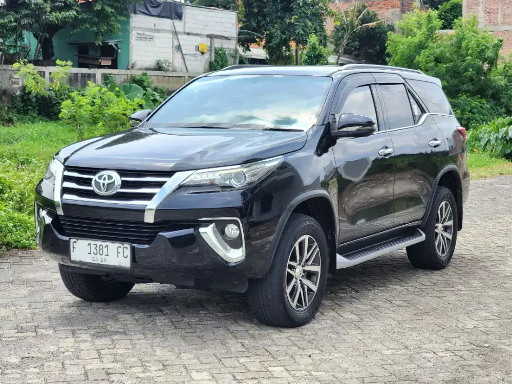 Fortuner VRZ 4x2 AT 2018 (low km83rb)