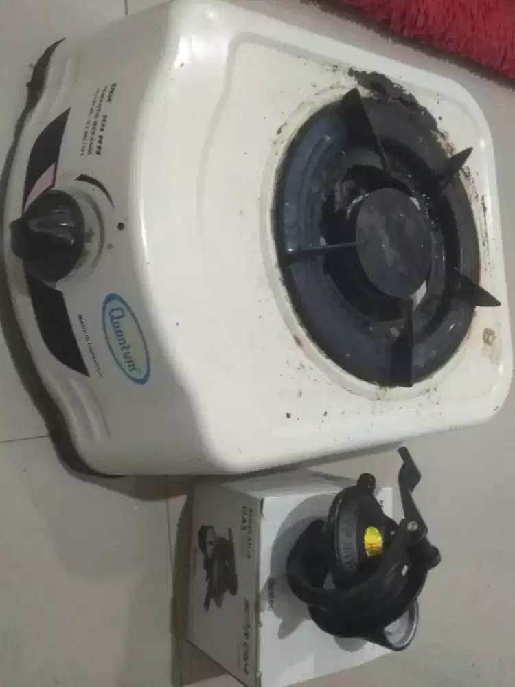 Kompor Gas dan Regulator dan selangnya