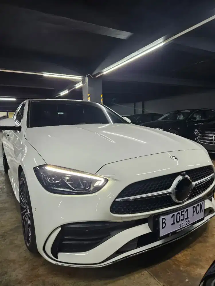 C 300 AMG Line Tahun 2025