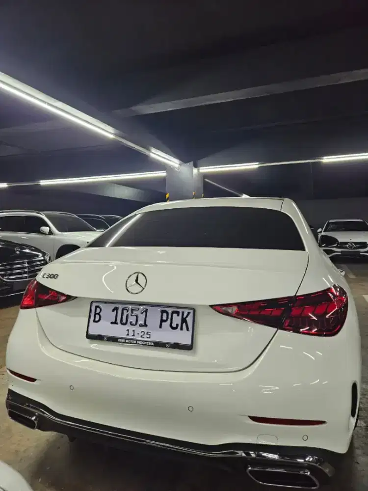 C 300 AMG Line Tahun 2025