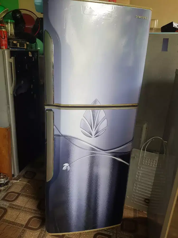 Jual kulkas 2pintu normal dingin beku