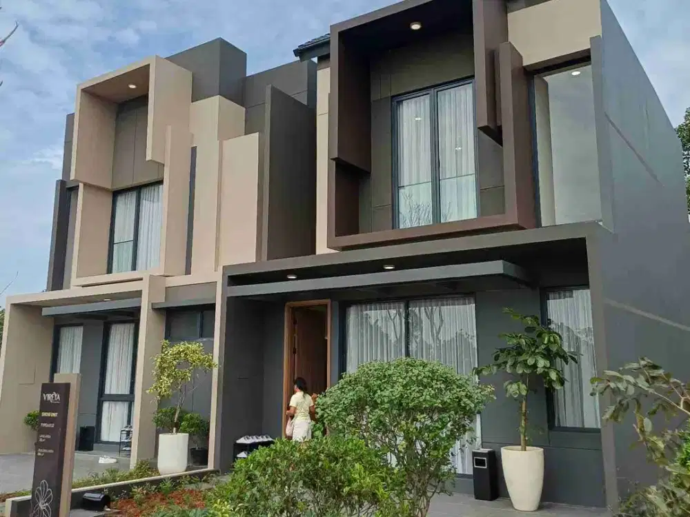 Rumah di Pusat BSD city by Sinarmas Land 2 Lantai 3 Kanar Tidur, Harga hanya 1.5 Man!