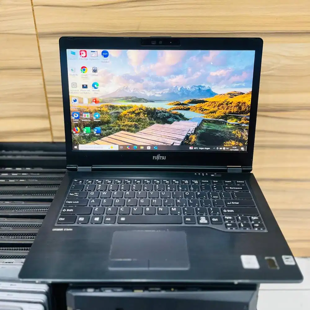 LAPTOP FUJITSU LIFEBOOK U7410 CORE i7 GEN 10 RAM 8GB SSD 256GB DL-DC