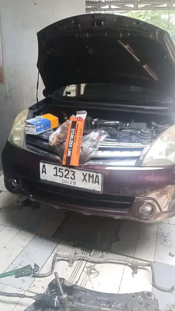 Dicari Mekanik Mobil