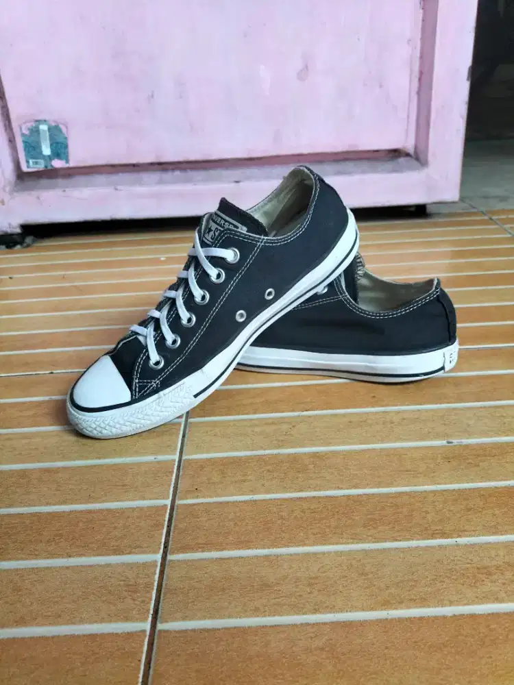 Sepatu converse bw uk.39 ori second