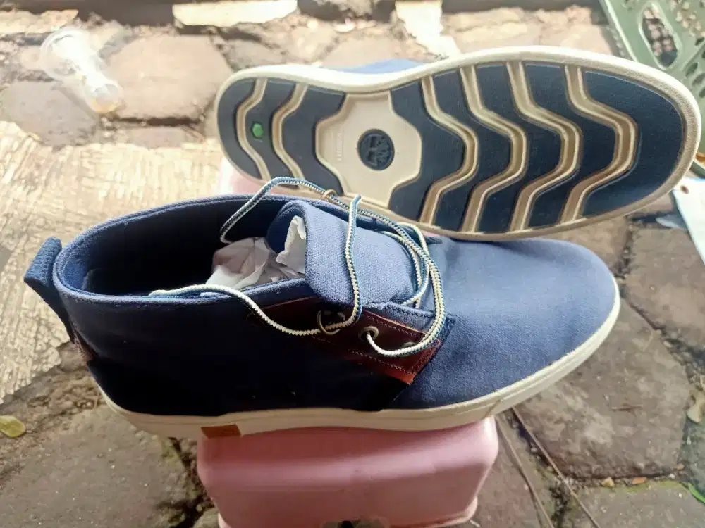 Sepatu pria Timberland size 44