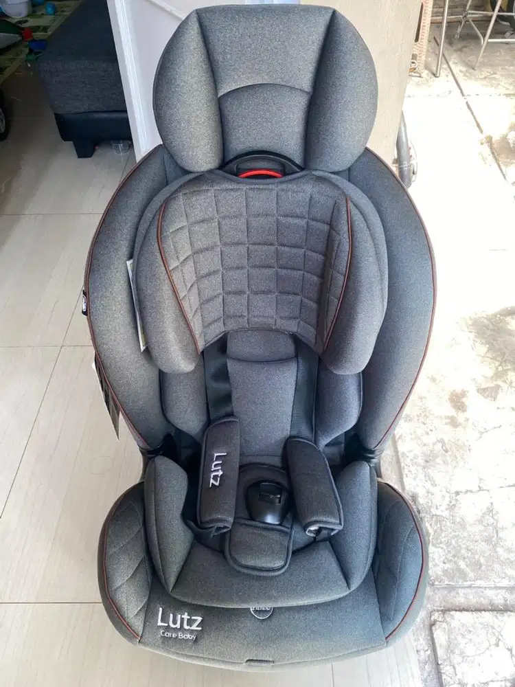Carseat Car Seat Premium Merk Lutz Seperti Baru Tidak jadi dipakai