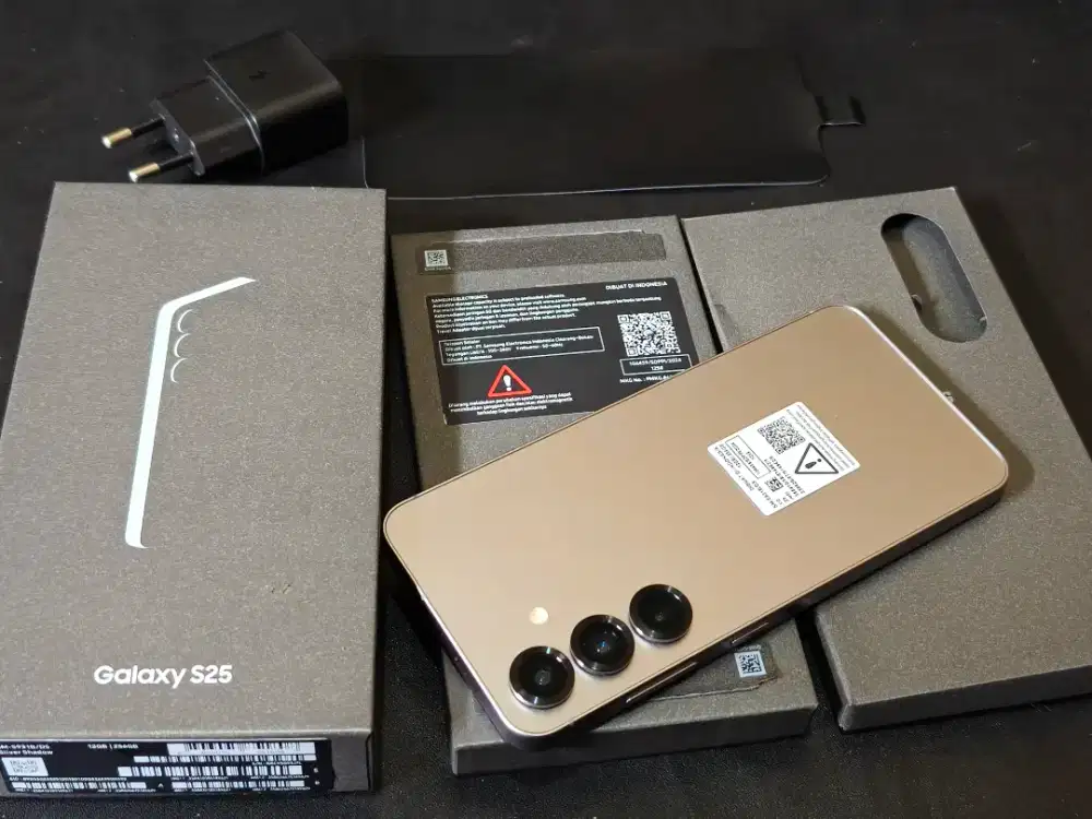 Samsung S25 12/256Gb