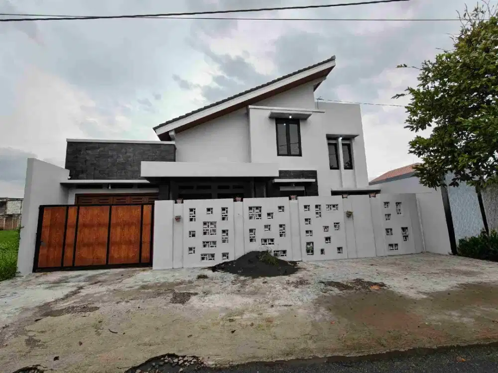 Rumah Baru 2lt Mezzanine Dekat Graha Saba Buana Sumber
