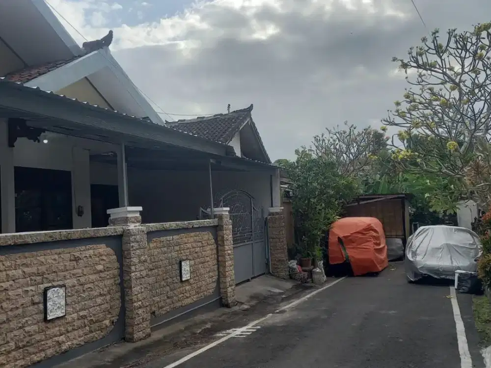 DIJUAL RUMAH SIAP HUNI – LOKASI PREMIUM TAMAN GRIYA JIMBARAN